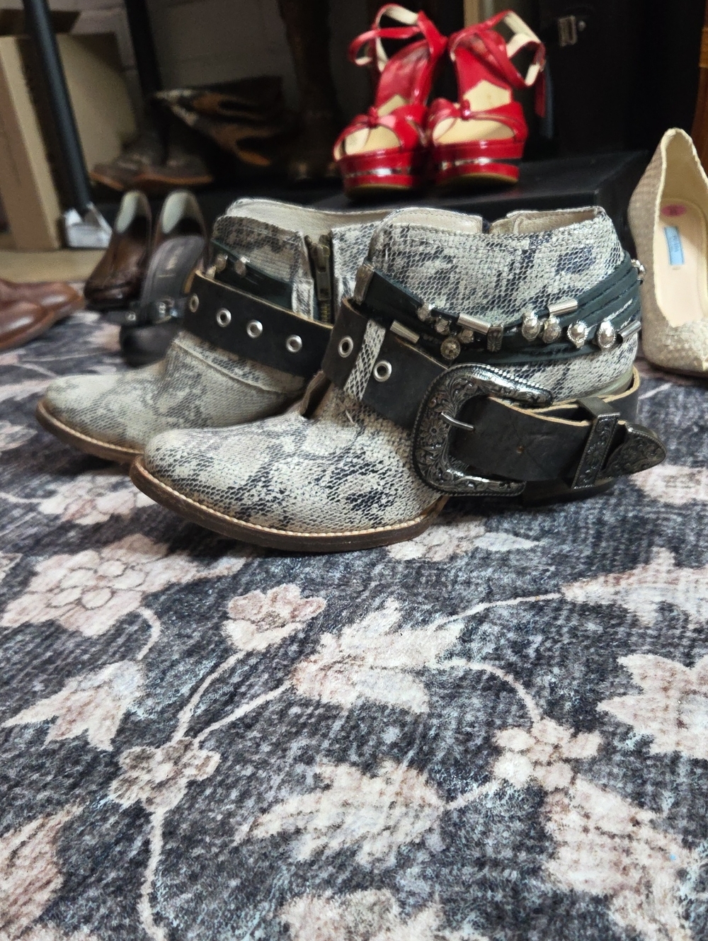 Freebird by Steven Snake-Print Studded Ankle Boots - Black/Gray No Box.